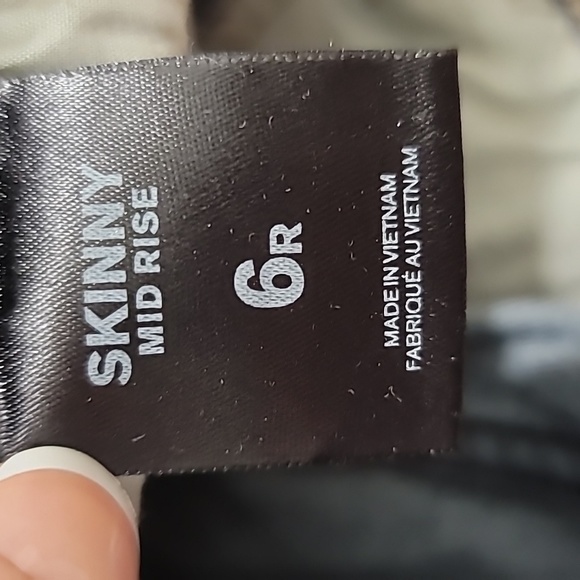 EXPRESS Skinny Midrise Dark Wash Jean Size 6 - Picture 5 of 6